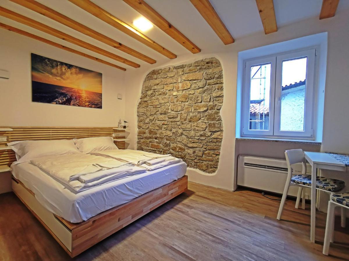 Ribiska Hisa - Old Piran Fisherman'S House Exteriör bild
